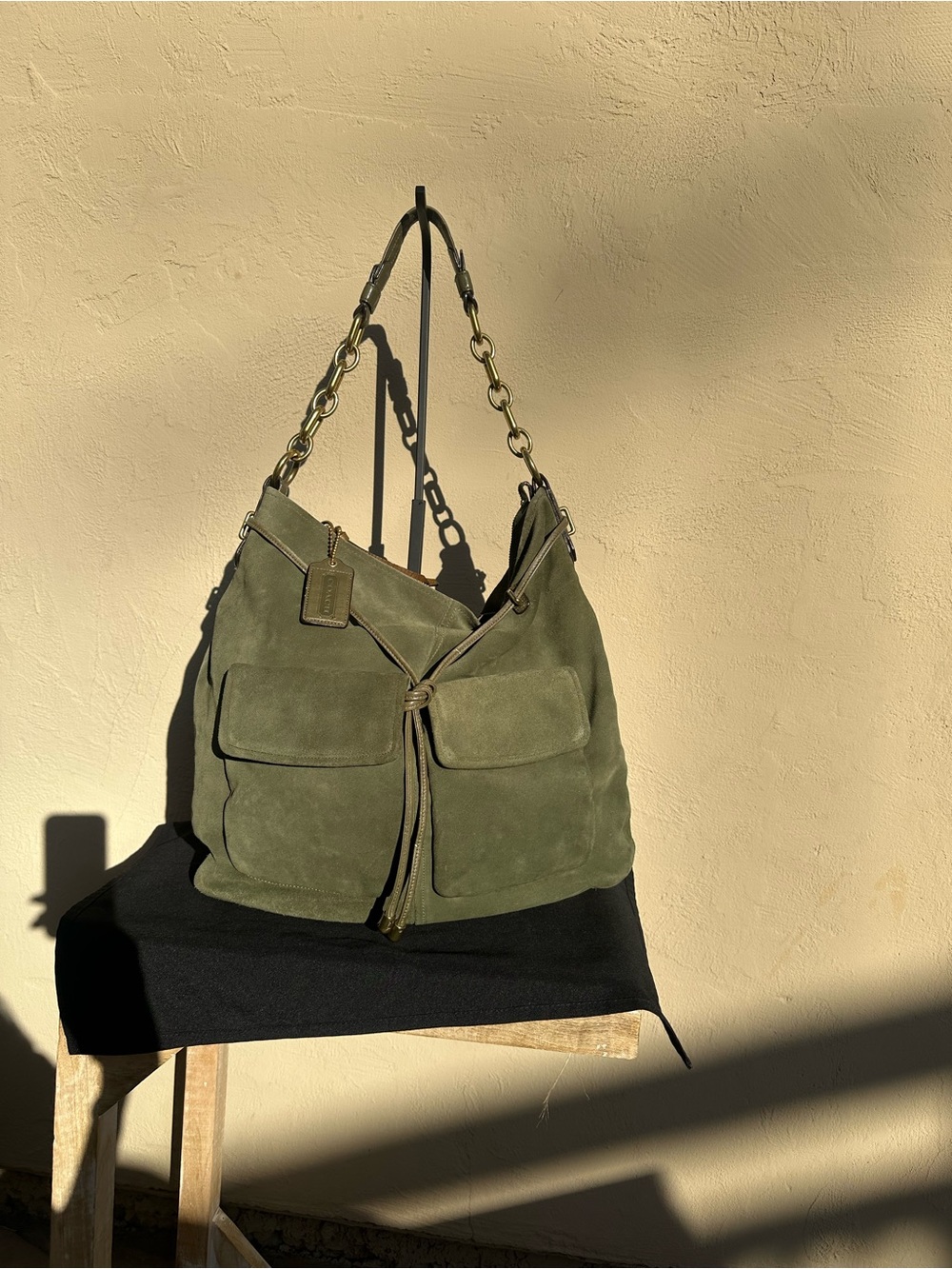 🫒Coach Chelsea Suede Pocket Hobo 17841 🫒 - Picture 2 of 12
